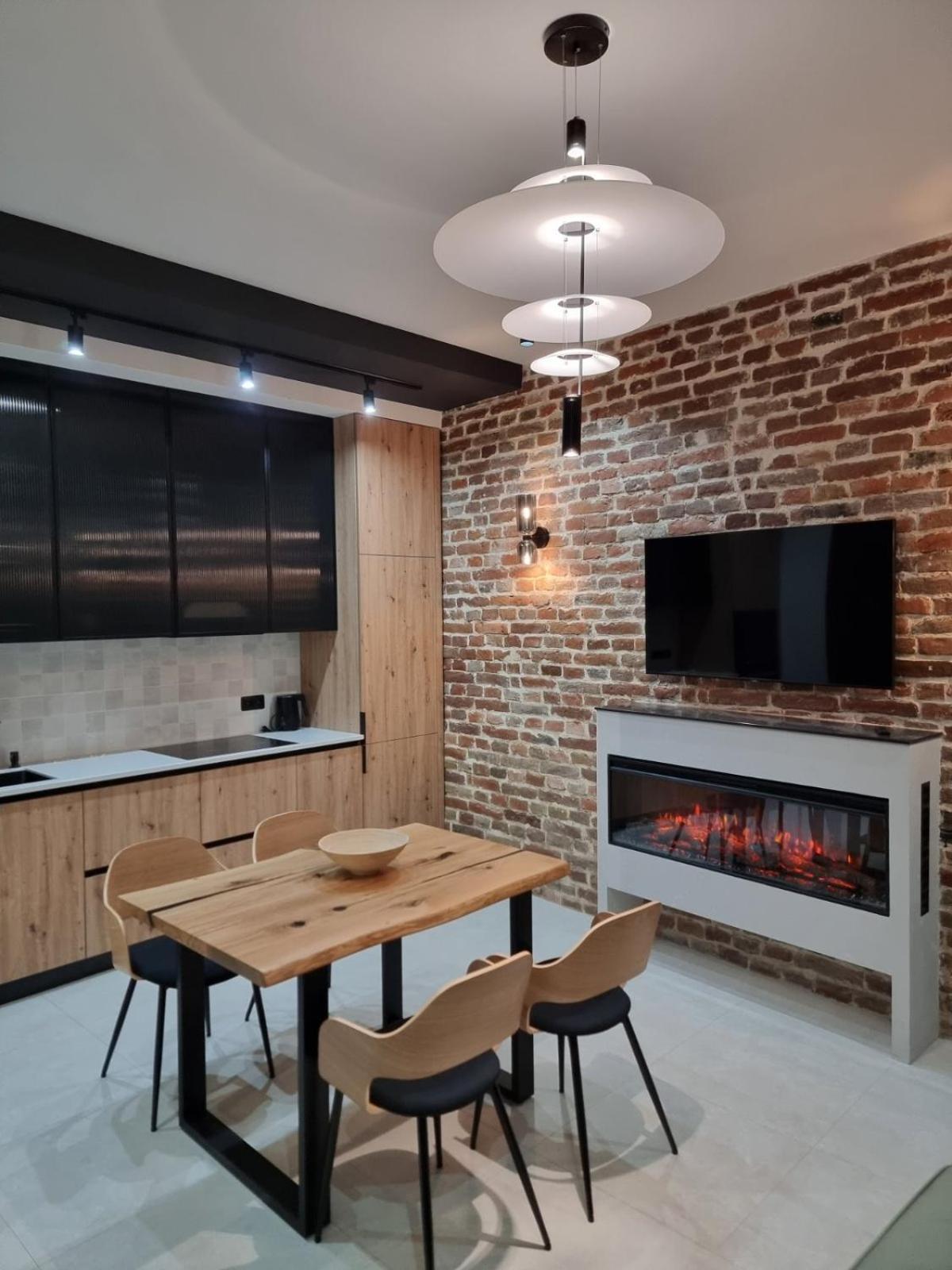 Leogrand Apartments On Krakivska 26 리비프 외부 사진